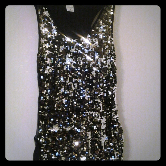 Shimmery sequined top