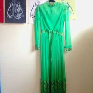 Vintage Green Sunburst Pleated Lace Dress Size 2/4