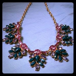 Statement necklace