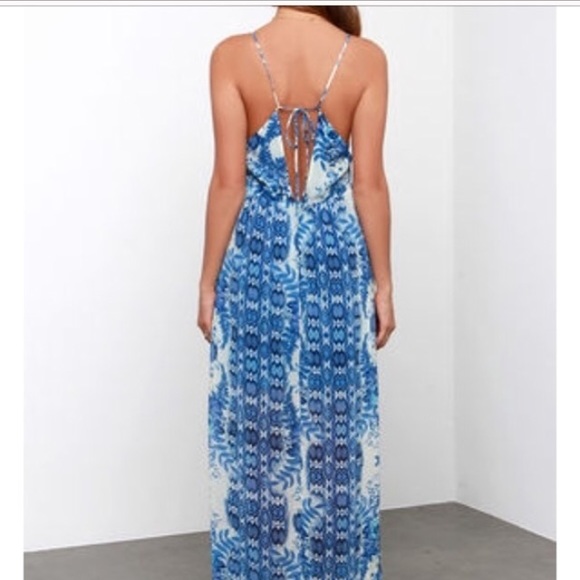 Lulus Dresses & Skirts - Blue Print Maxi Dress! NWOT 💕