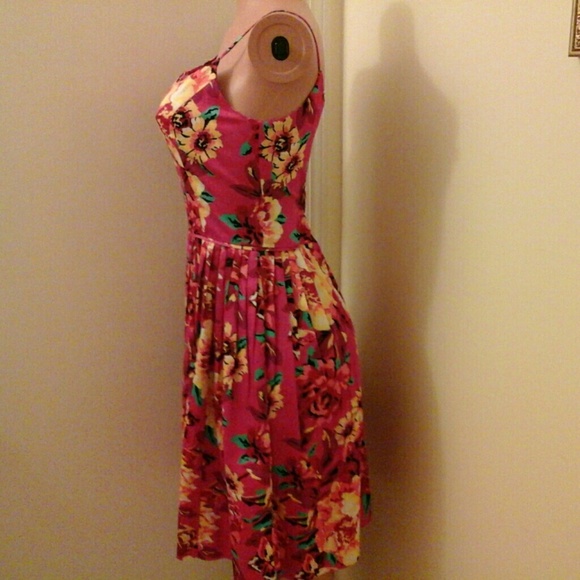 SALE SALE!!! 50% OFF Dress now $10.00 - Picture 2 of 3