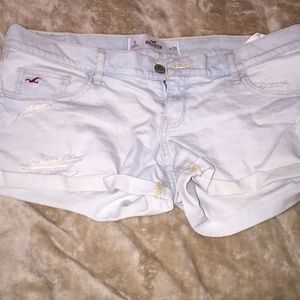 Hollister shorts light wash size 9 with tags