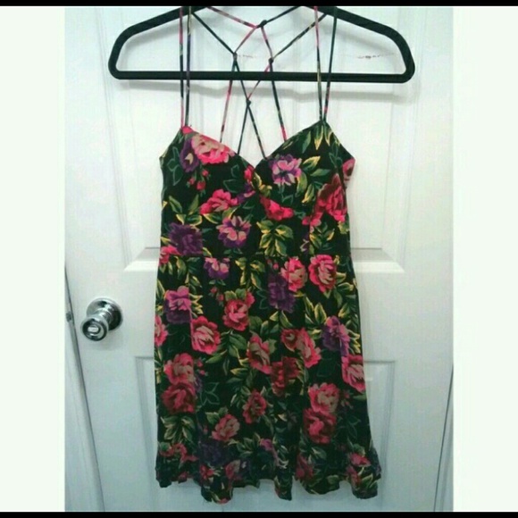 Floral babydoll dress with crisscross back - Picture 2 of 3