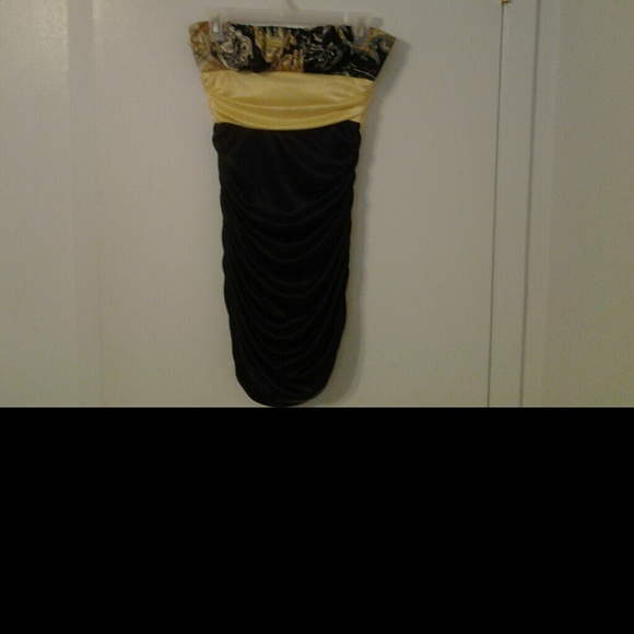 Halter cocktail juniors dress