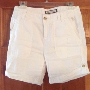 Abercrombie & Fitch capri shorts