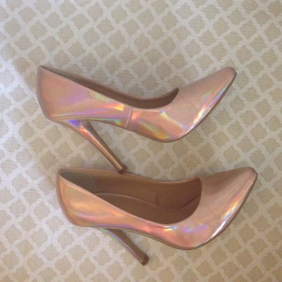 ❌ BUNDLED. Shiny hologram pumps - Picture 3 of 3
