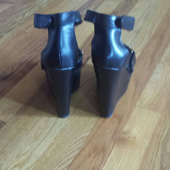 Wedge sandals - Picture 3 of 4