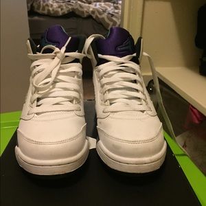 Air Jordan retro 5s size 6