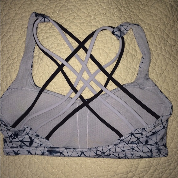 💥SOLD💥 Lululemon Free to Be Wild Bra - Picture 2 of 3