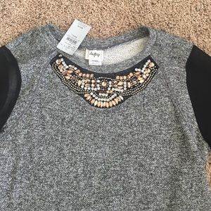 LAST CHANCE🎉Day trip sweater! 💕