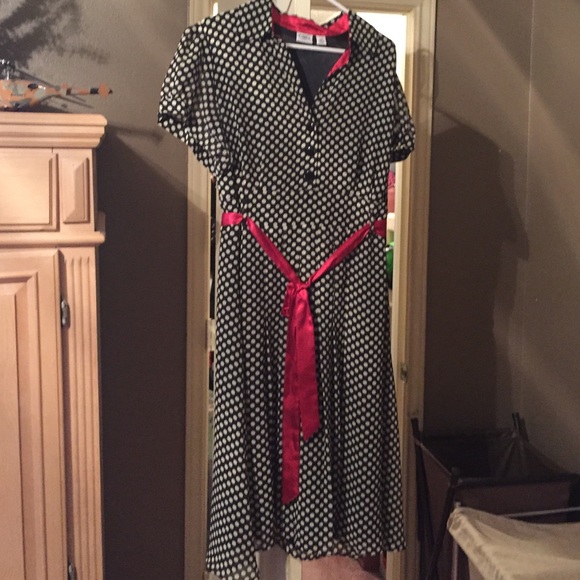 Polka dotted retro dress