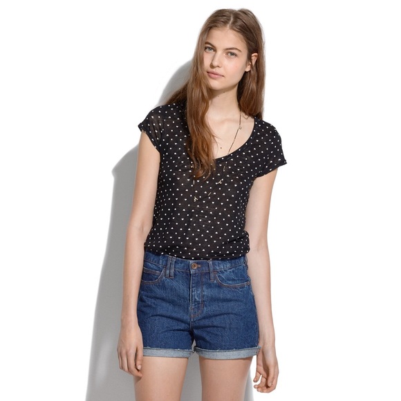 Madewell Tops - NWOT! Madewell Linen V-Neck in Heart Dot - Small