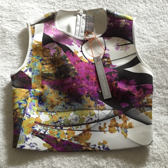 Clover Canyon Tops - Clover Canyon
Floral Collage Crop Top
XS