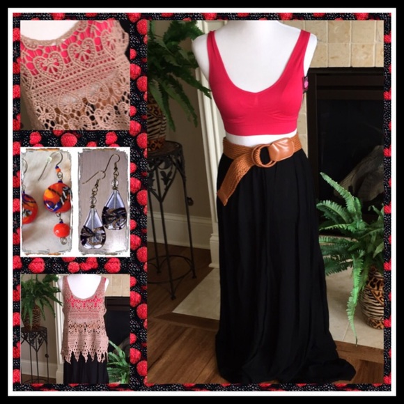 SOLD!!!!!!!BOHO BLACK LOW RIDE SKIRT - SIZE SMALL - Picture 2 of 4