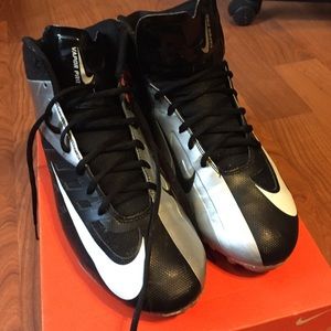 Nike Vapor Pro Football Cleats Size: 12