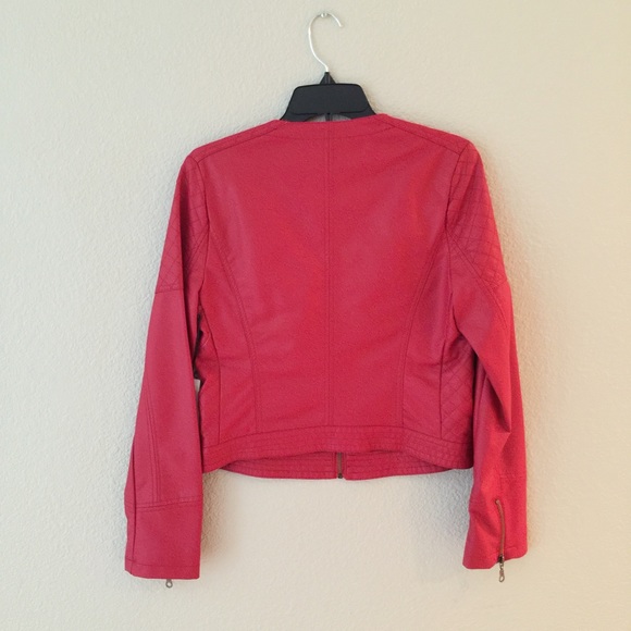 **HOST PICK** Red Jacket - Picture 2 of 3