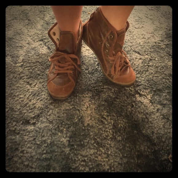 Brown suede sneakers