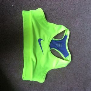 nike pro sports bra