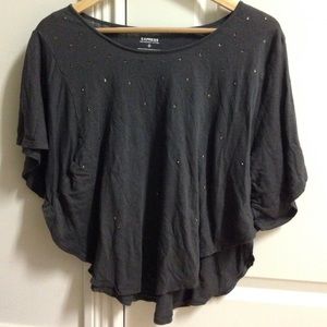 super cute flowy shirt with a few  jewls
