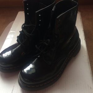 Patent Black Doc Martens Sz 6