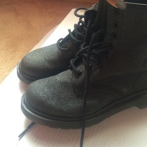 Exclusive Black Glitter Doc Martens Sz 7