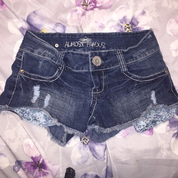 Short shorts