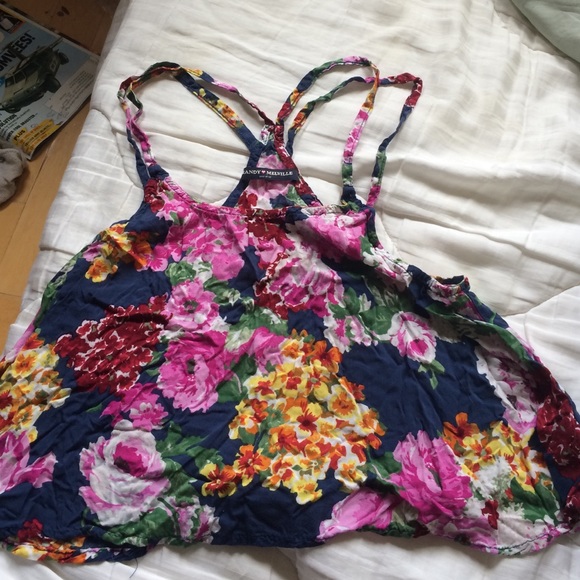 Brandy Melville tank crop top