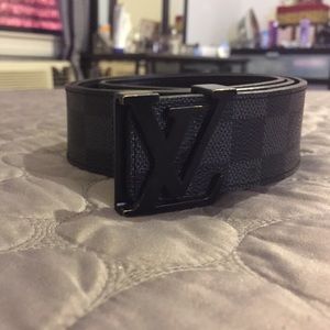 Louis Vuitton belt