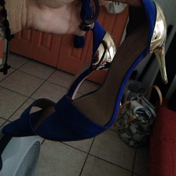Blue Zara heels with gold back