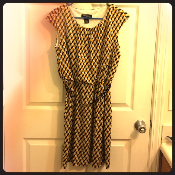 Women dress. Size S, fit M.