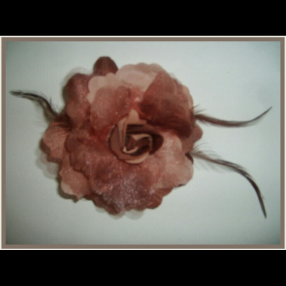 Mauve  Shimmer Flower Fascinator