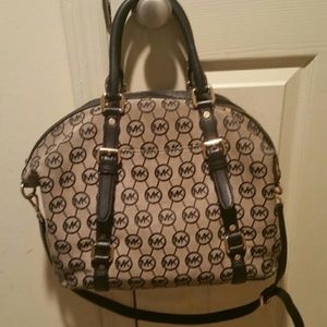 Michael Kors Signature Purse