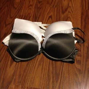 NWOT 2 Aerie Emma Bras