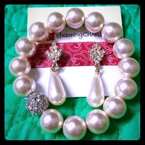 Sophisticated Ivory Pearl Earrings & Bracelet