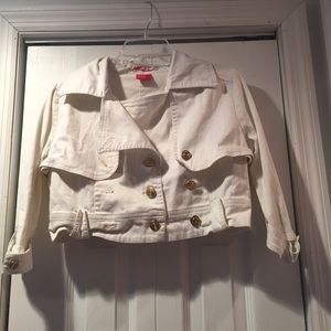 Cropped denim jacket