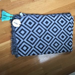 Lululemon Find Your Om Scarf!
