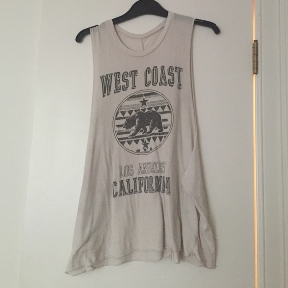 Brandy Melville graphic tee