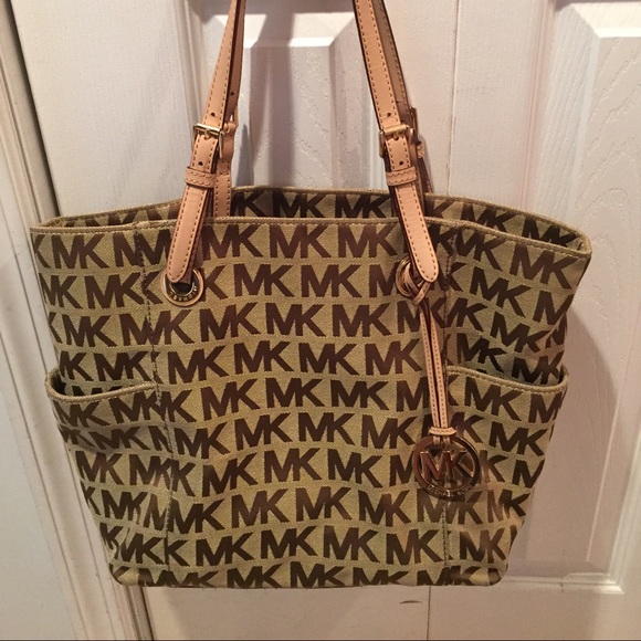 Michael Kors bag