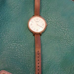 Beautiful tan and rose gold Fossil watch.