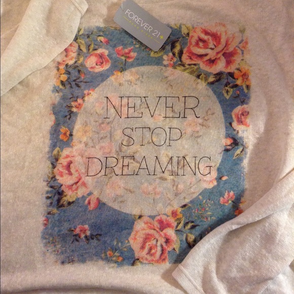 🌸 long sleeve cream tee 🌸