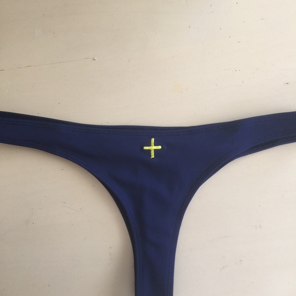 Sold !! Coulbourne Navy Bikini Bottom - Picture 2 of 4