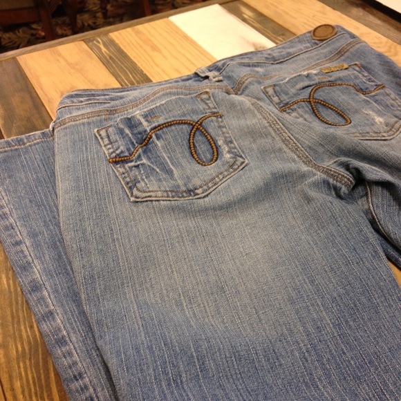 Jeans - Picture 3 of 3