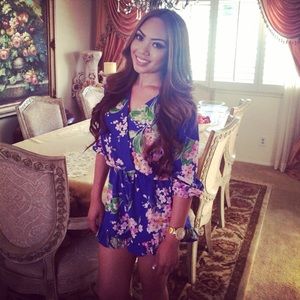 💛 REDUCED💛 Floral Romper! 🌸