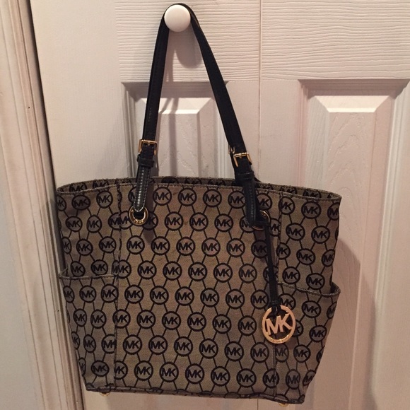 Michael Kors bag