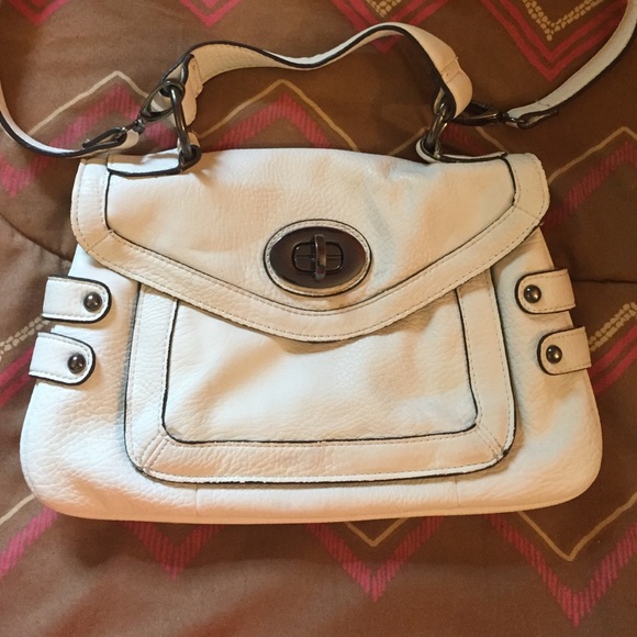 Cute over the shoulder bag!