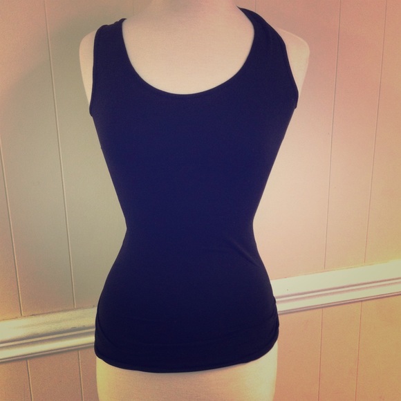 Dynamic, Black tank top, stretch