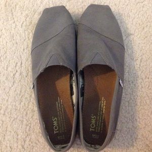 Gray TOMS