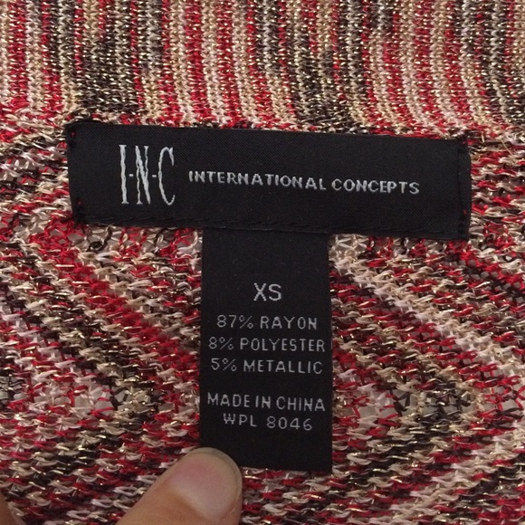 Sparkly retro patterned shawl - Picture 4 of 4