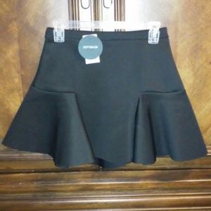 Black skirt