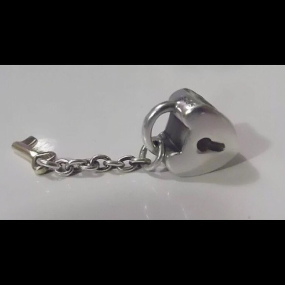 Pandora Key To My Heart Silver Charm!